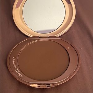 Charlotte Tilbury Finishing Powder